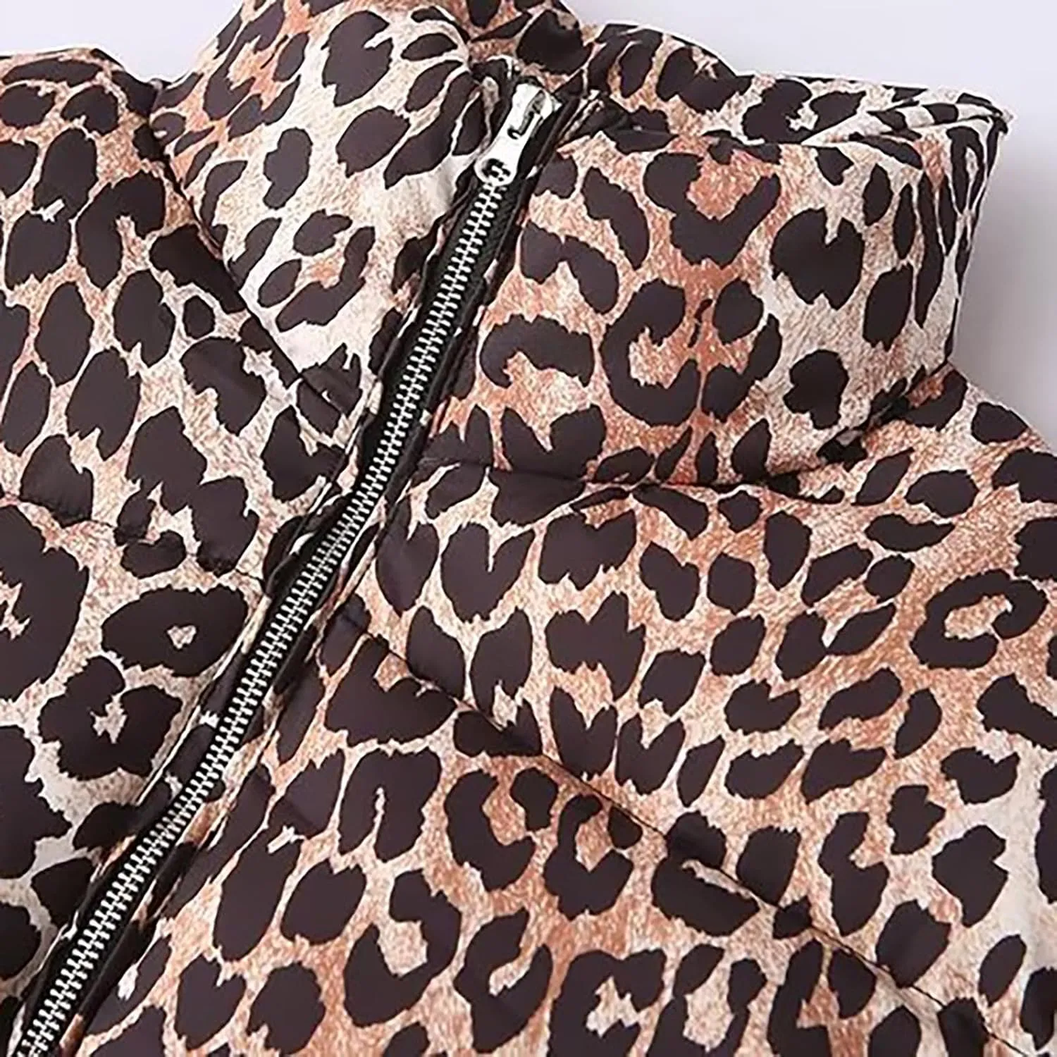 Leopard Print Cropped Puffer Jacket for Women Winter Warm Zip Up Short Down Coat Trendy Comfy Outwear