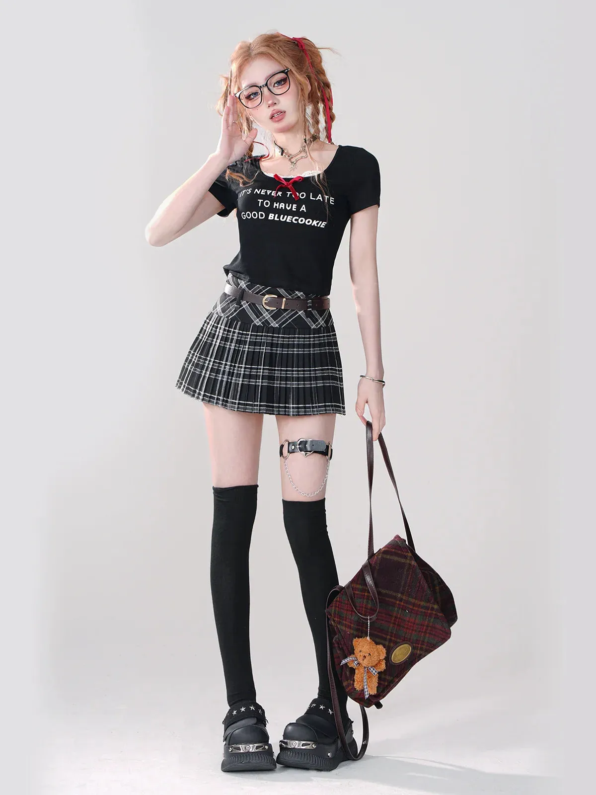 Ribbon Black Generation Cropped Logo First T-Shirt